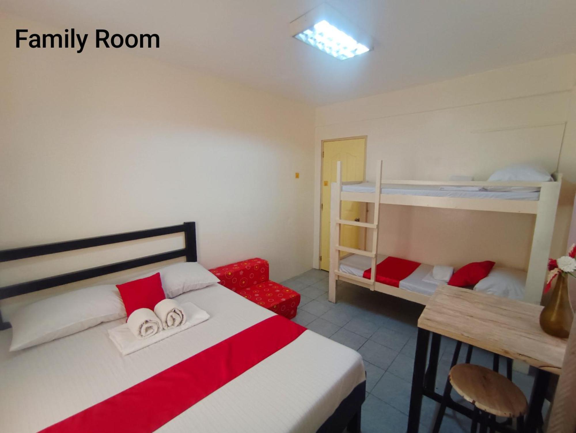 Bed And Brewhouse Sucat Bed & Breakfast Paranaque City Dış mekan fotoğraf